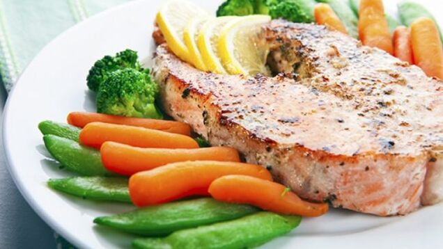 pesce e verdure per una dieta chetogenica